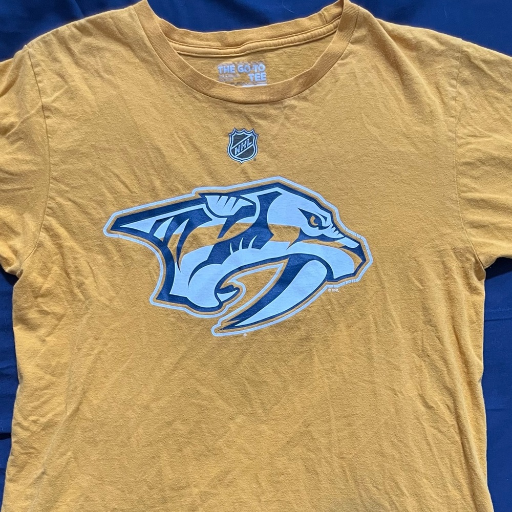 Filip Forsberg - Nashville Predators Youth Medium Tee